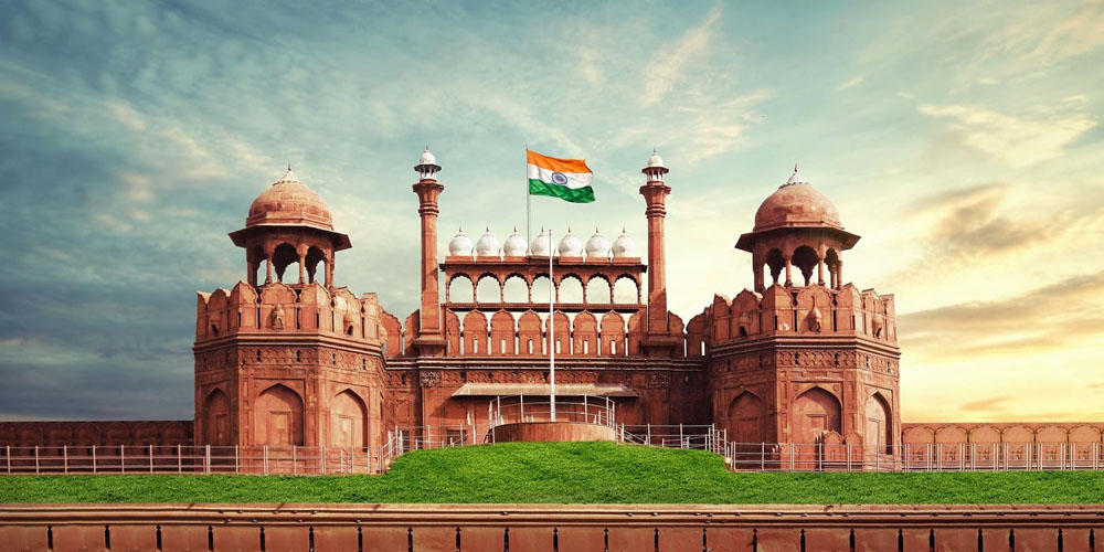 Indian Golden Triangle: from World architectural Wonders to Modern Challenges