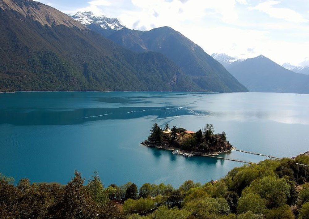 Tibet: Nature, Body, and Mountain: An Interdisciplinary Educational Journey