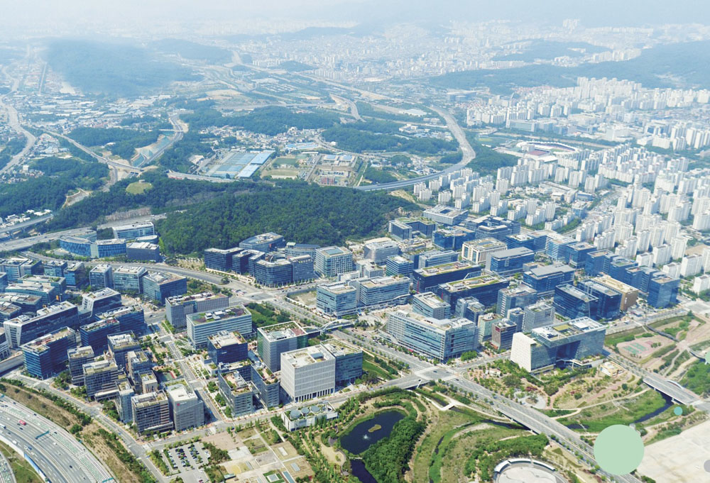 Tech Titans and Economic Tigers: South Korea's Rise to Global Prominence