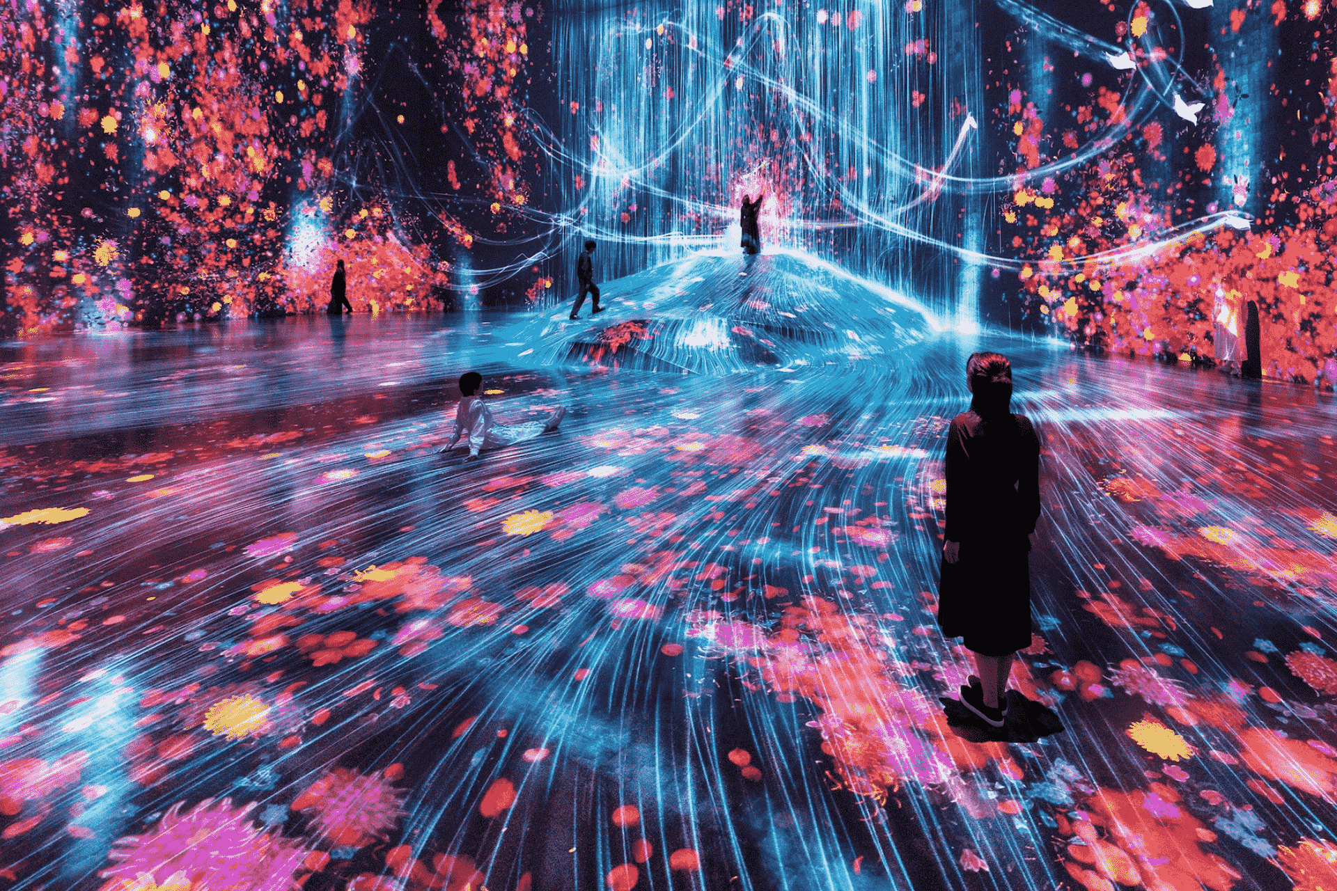 Abu Dhabi: A Journey through Art, from Heritage to Modernity